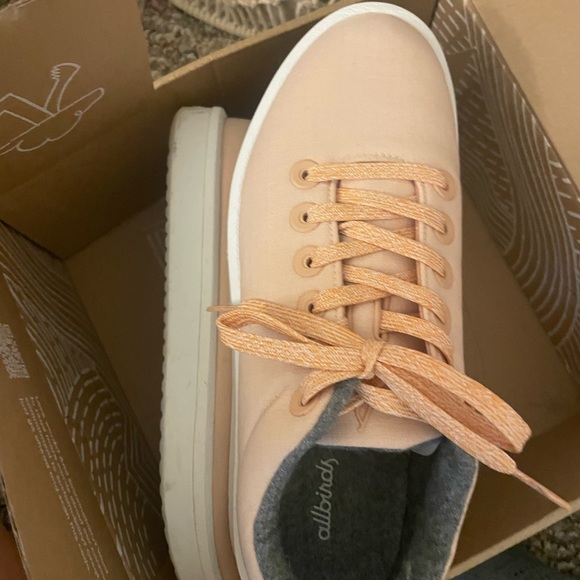 BRAND NEW Allbirds x free people Tree Pipers 8 sand camel sneaker - Picture 4 of 9